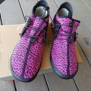 Jambu "Carly" Pink Knit Bungee Memory Foam Shoes